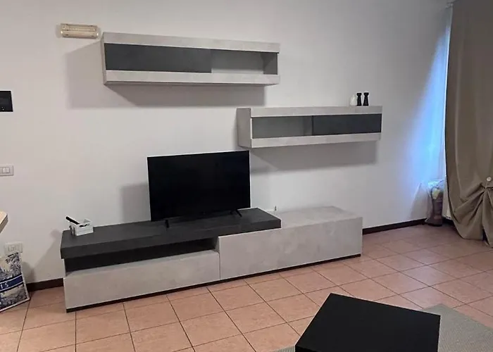 Civico61 * פארמה