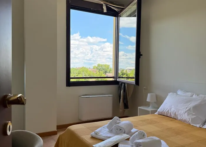 Civico61 * פארמה